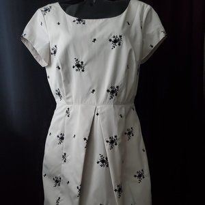 Gorgeous summer  afternoon luncheon dress